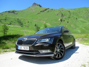 Škoda Superb Combi 2.0 tdi 4x4 (27)