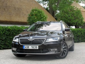 Škoda Superb Combi 2.0 tdi 4x4 (29)