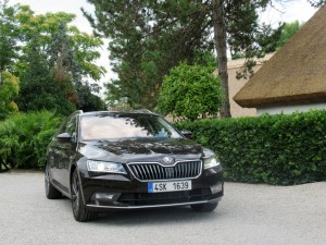 Škoda Superb Combi 2.0 tdi 4x4 (30)