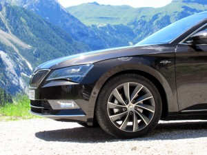 Škoda Superb Combi 2.0 tdi 4x4 (7)