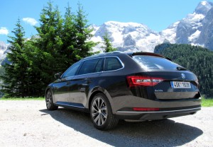 Škoda Superb Combi 2.0 tdi 4x4 (8)