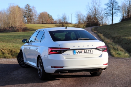 Škoda Superb LaurinKlement 2020 (24)