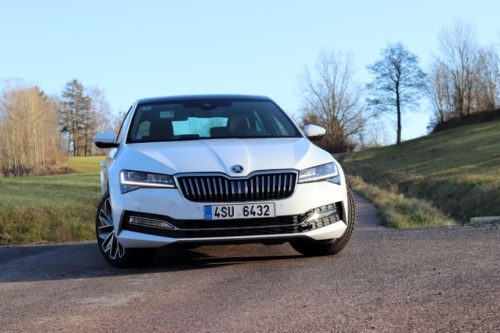 Škoda Superb LaurinKlement 2020 (4) (1)