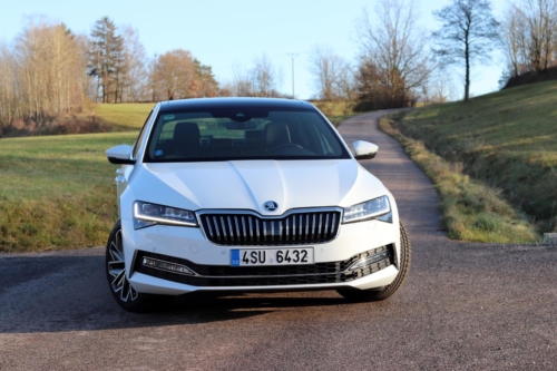 Škoda Superb LaurinKlement 2020 (6) (1)