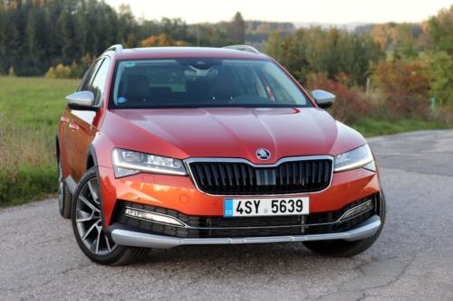 Nová Škoda Superb 2020 (26) (1)