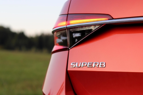 Nová Škoda Superb 2020 (50)