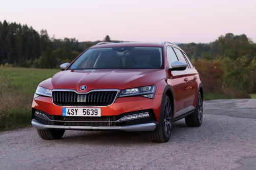 Nová Škoda Superb 2020 (66)